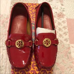 Red Tory burch